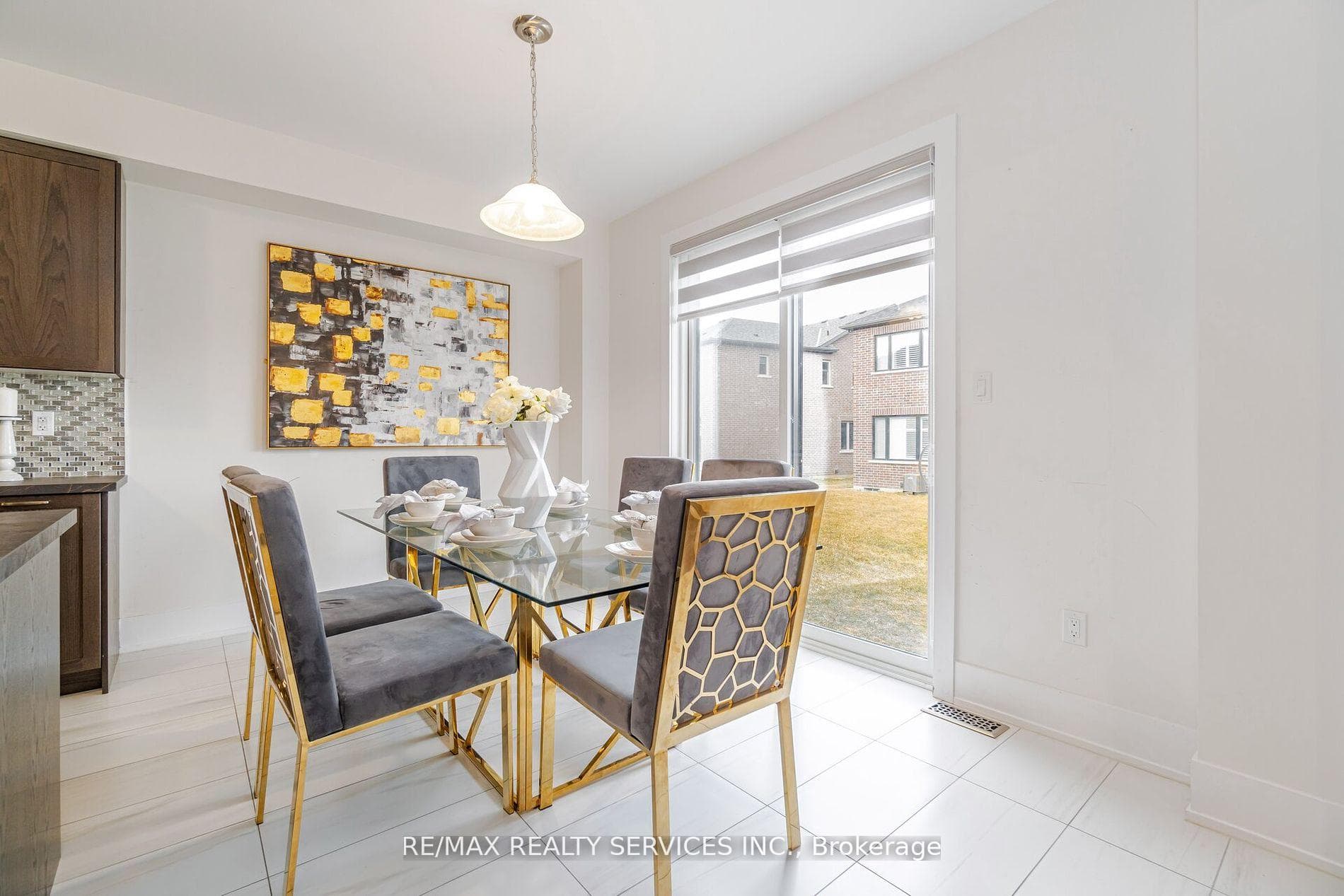 33 Petch Avenue photo 16