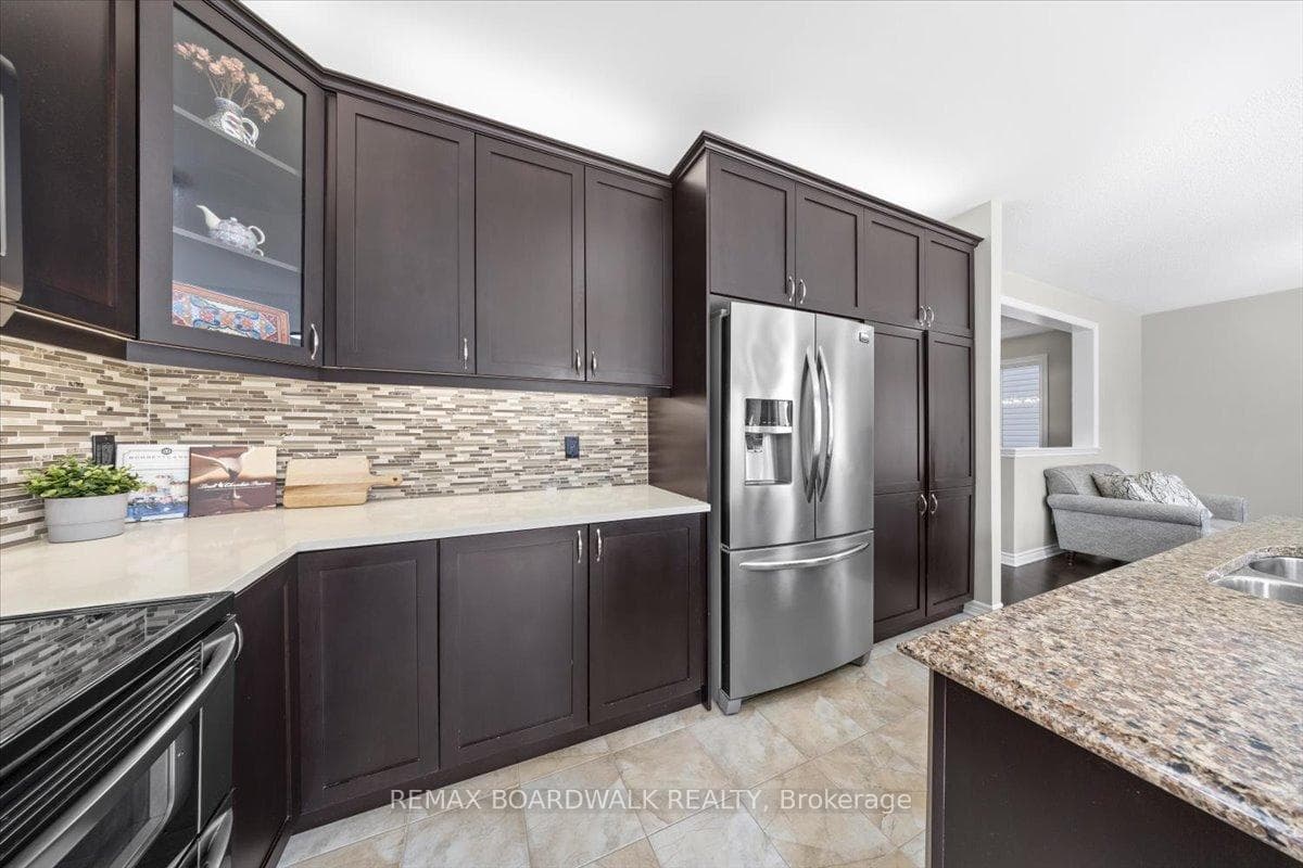 130 Pinelock Street photo 21