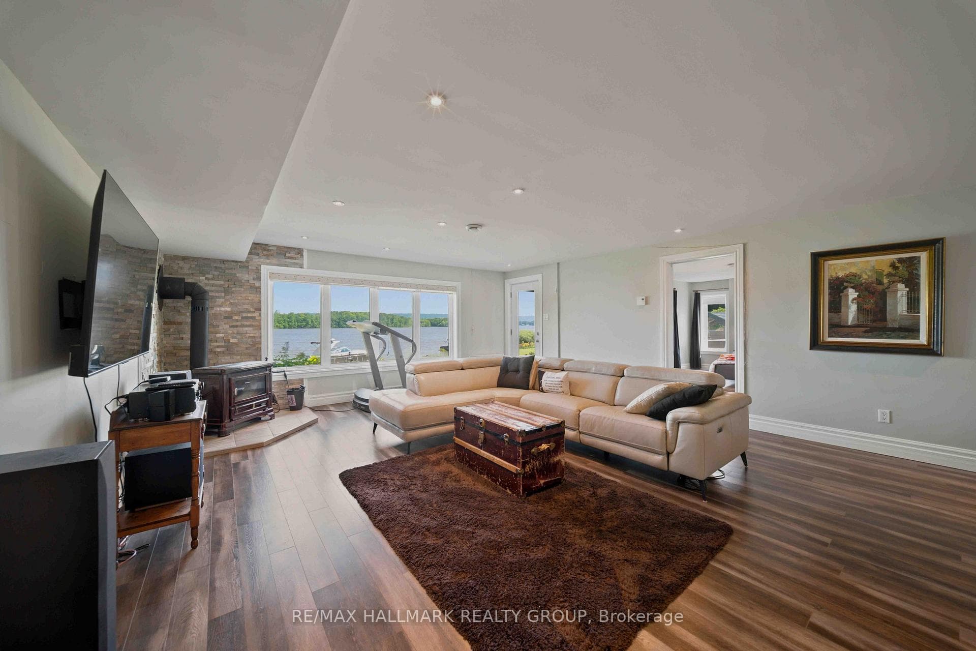 3020 BAY Road photo 28