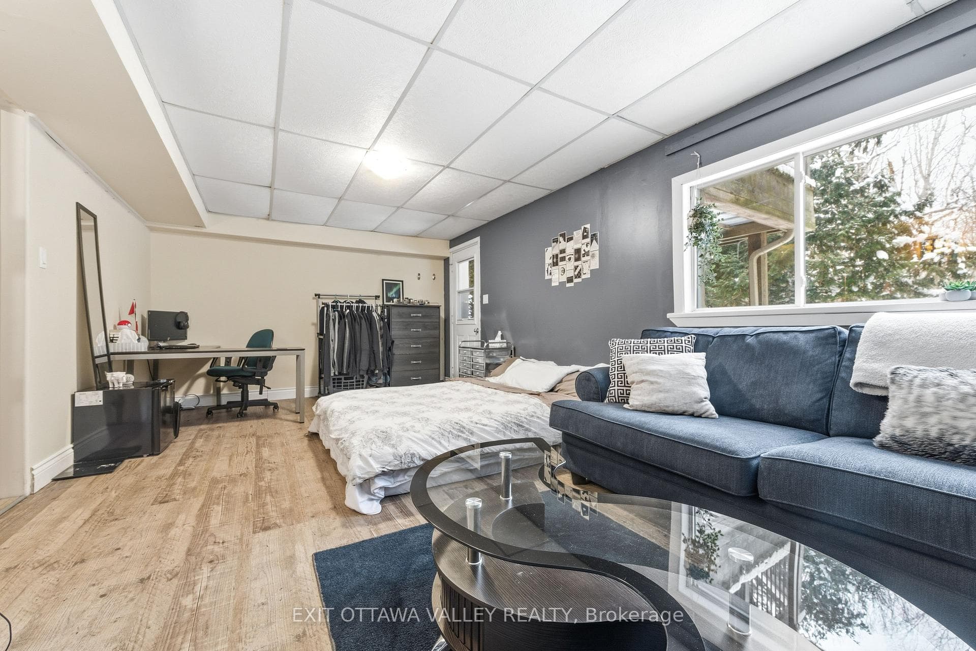 235 Thomas Street photo 37