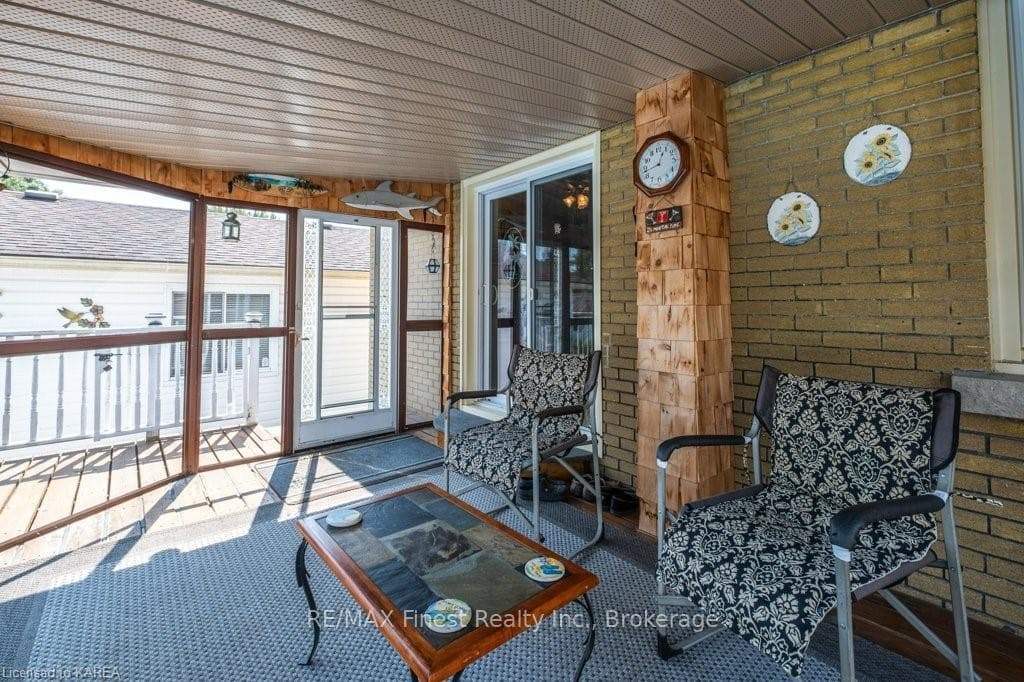 31 FAIRFIELD Boulevard photo 30