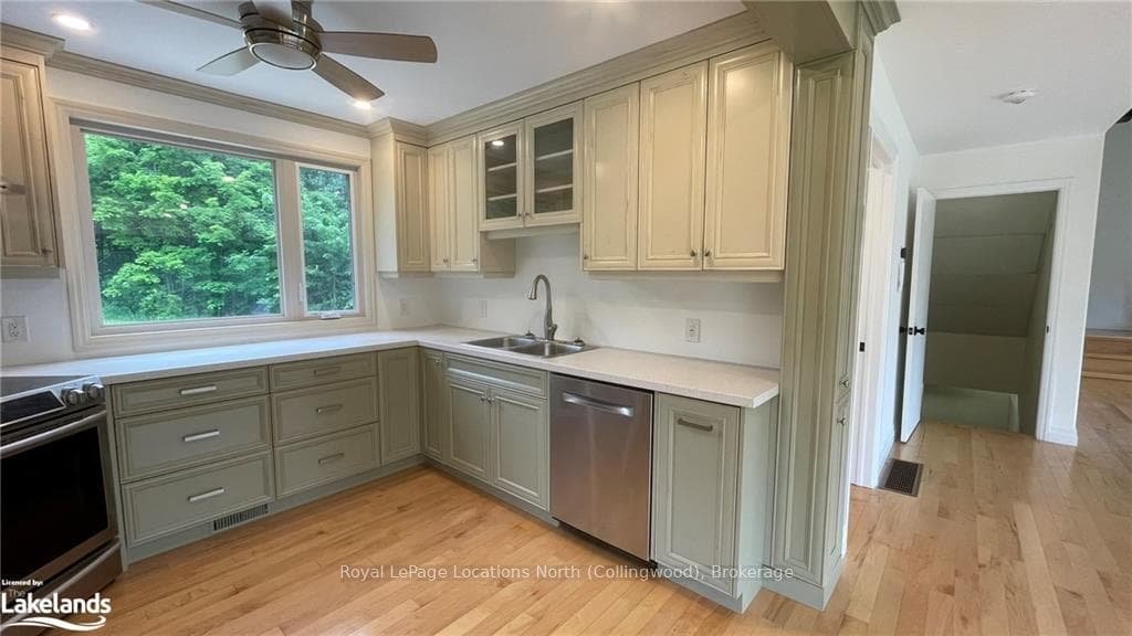 155 TALISMAN Boulevard photo 3