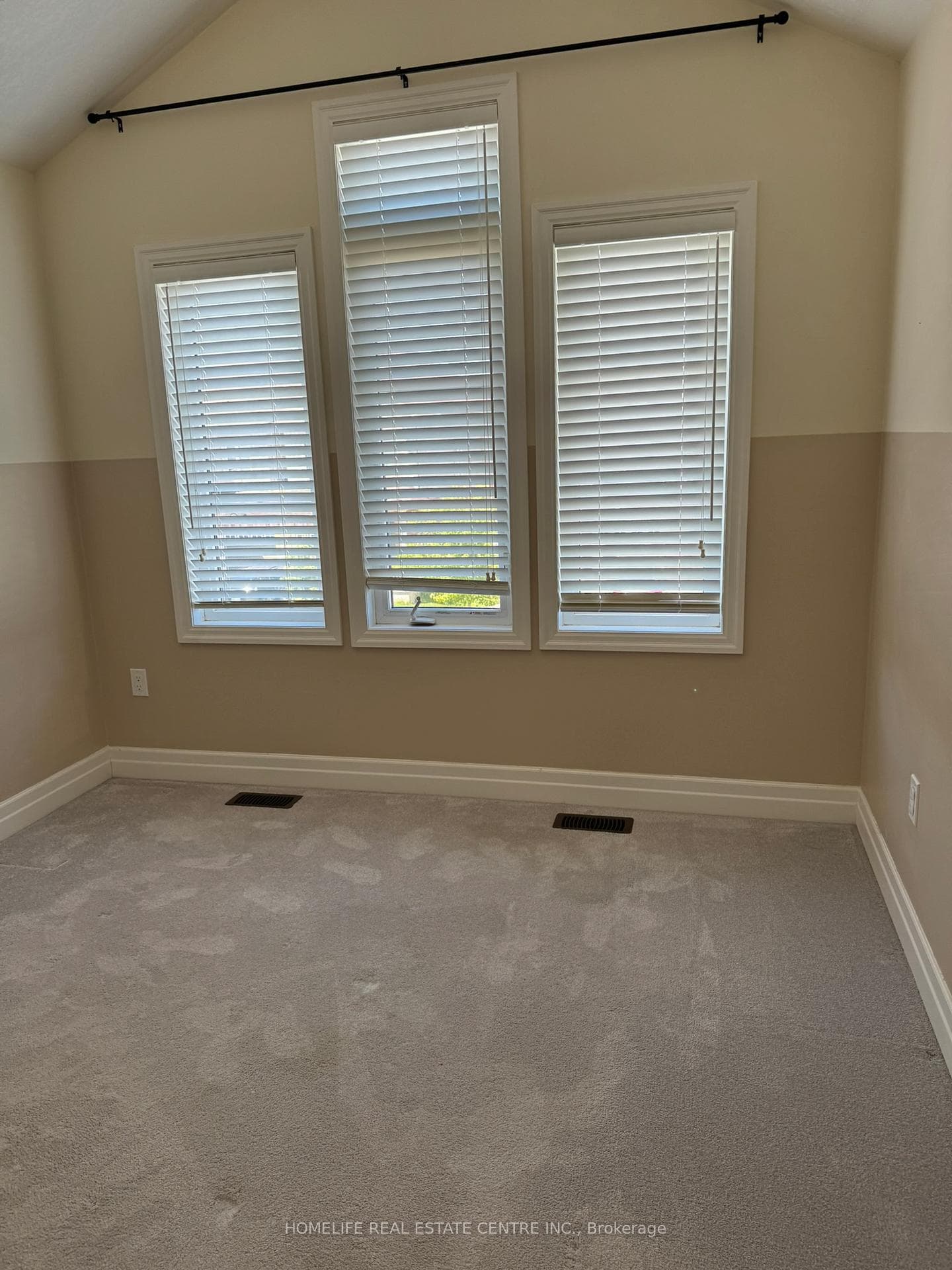 4492 Eclipse Way photo 12