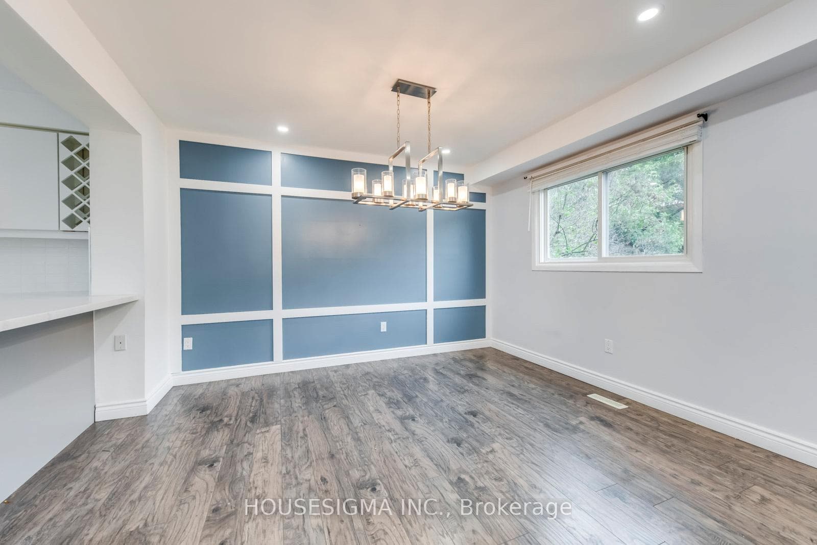 7 Wright Crescent photo 9