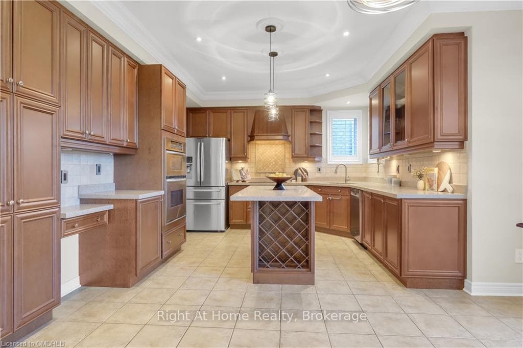 2138 ALDERBROOK Drive photo 16