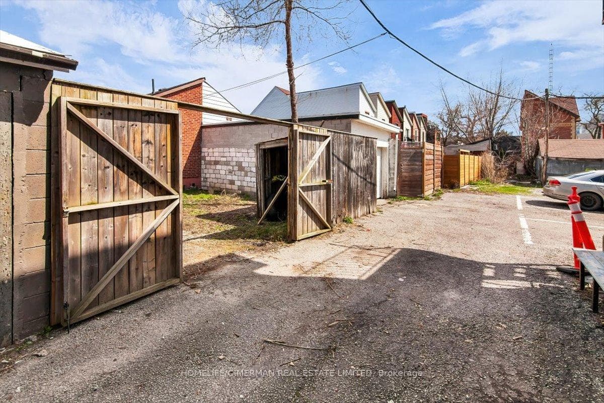 69 Robinson Street photo 29