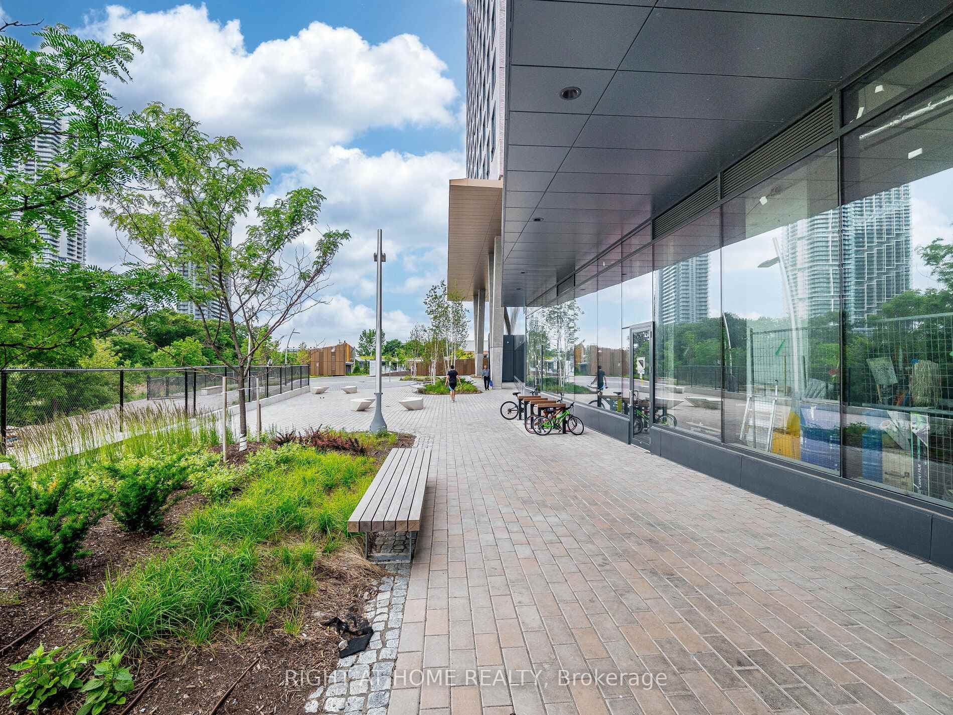 2920 highway 7 Road Unit 3003 photo 3
