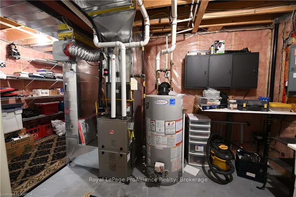 63 ELLESMEER Avenue photo 24