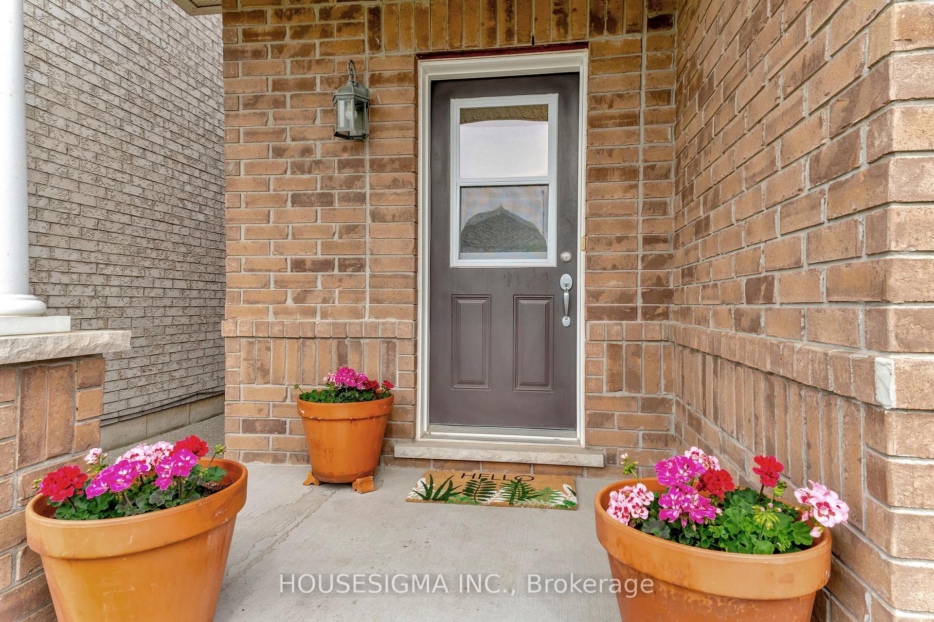 114 Irwin Avenue photo 3