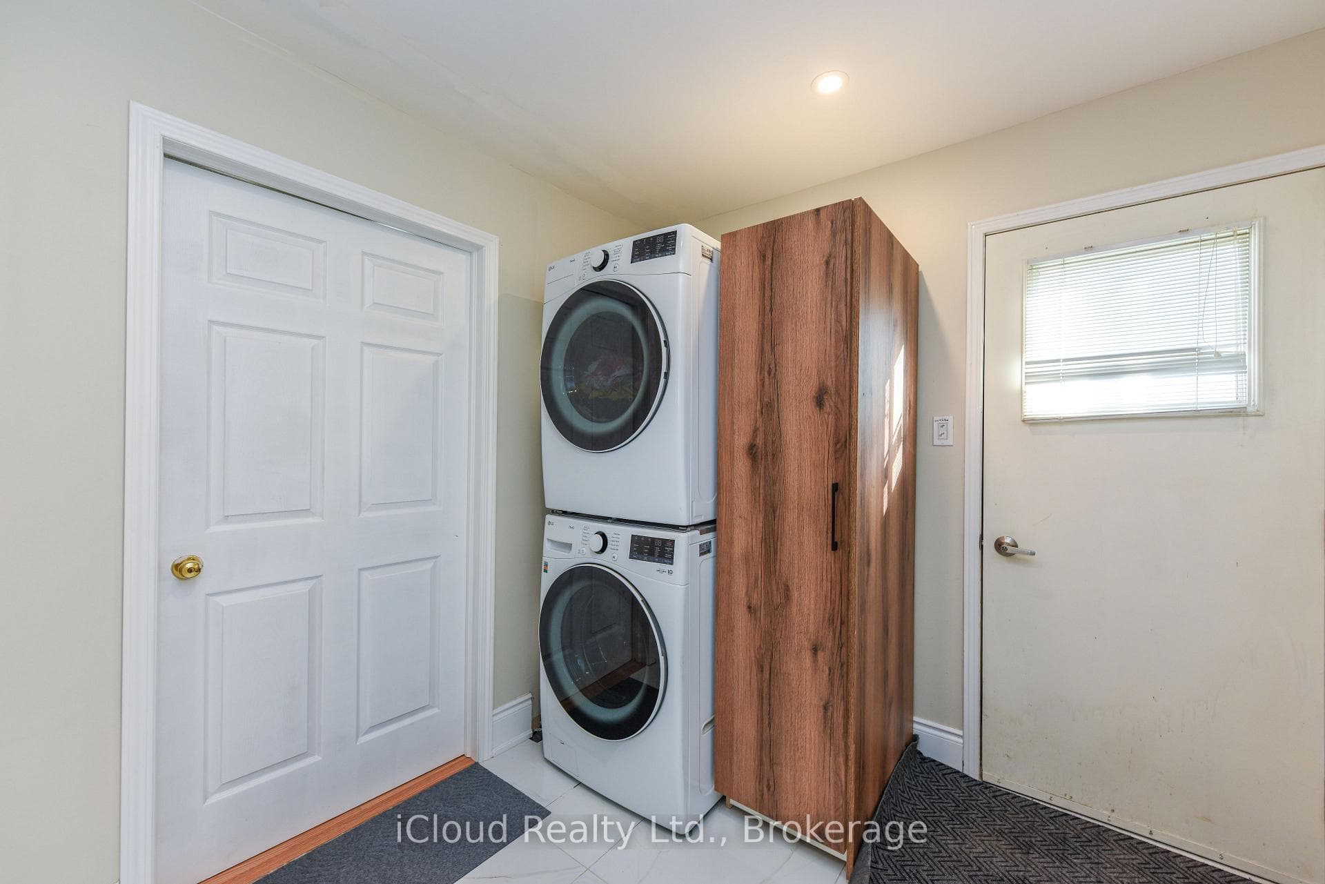 8 St Mark Place photo 11
