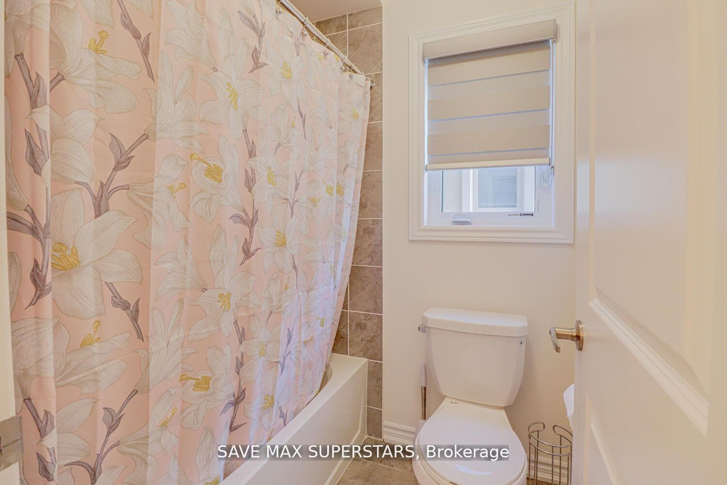 1537 Harker Street photo 29