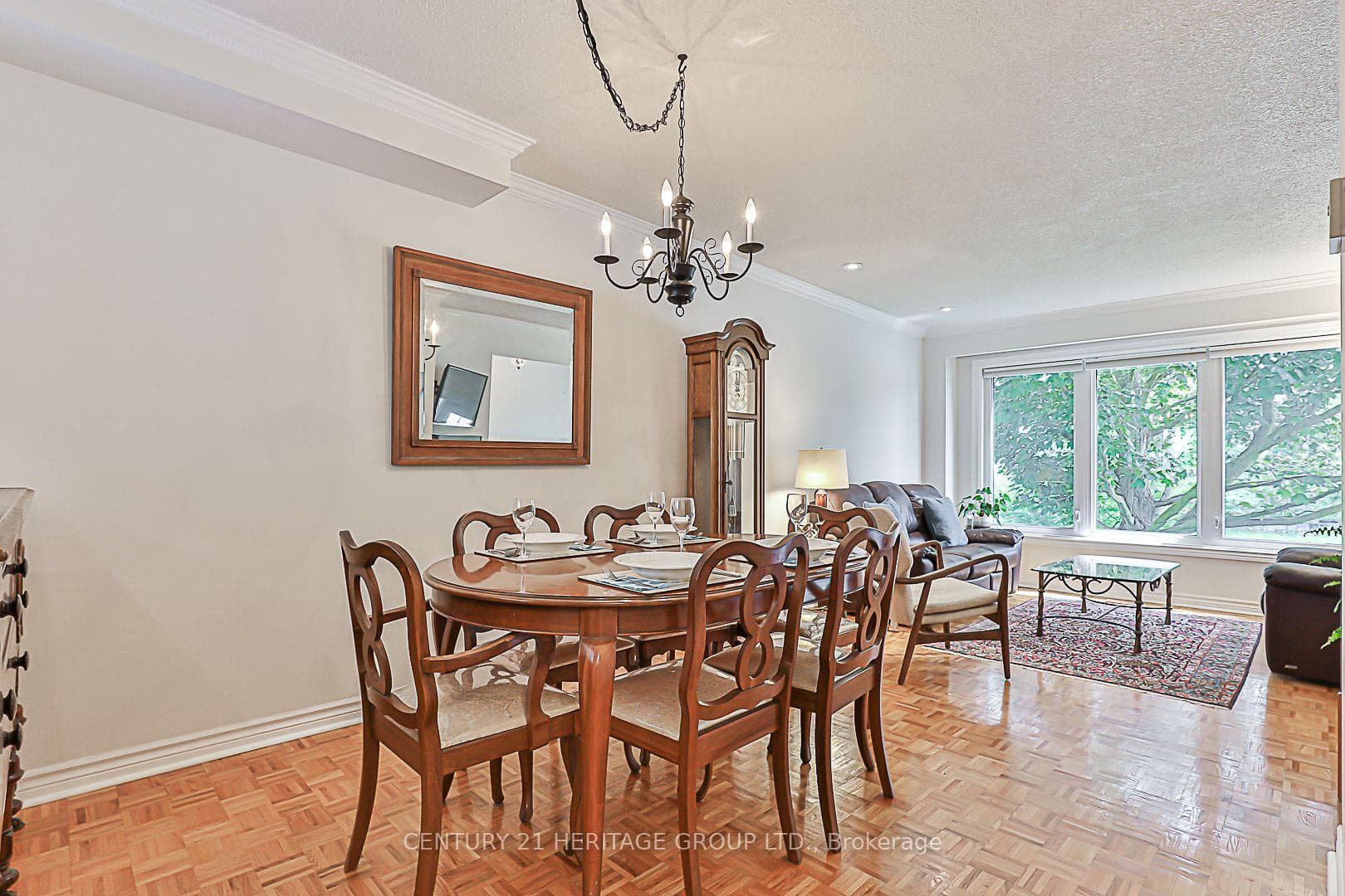 36 Hillview Drive photo 14