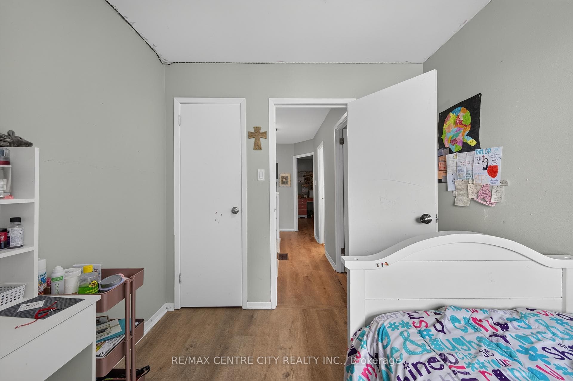 720 Wonderland Road Unit 3 photo 24