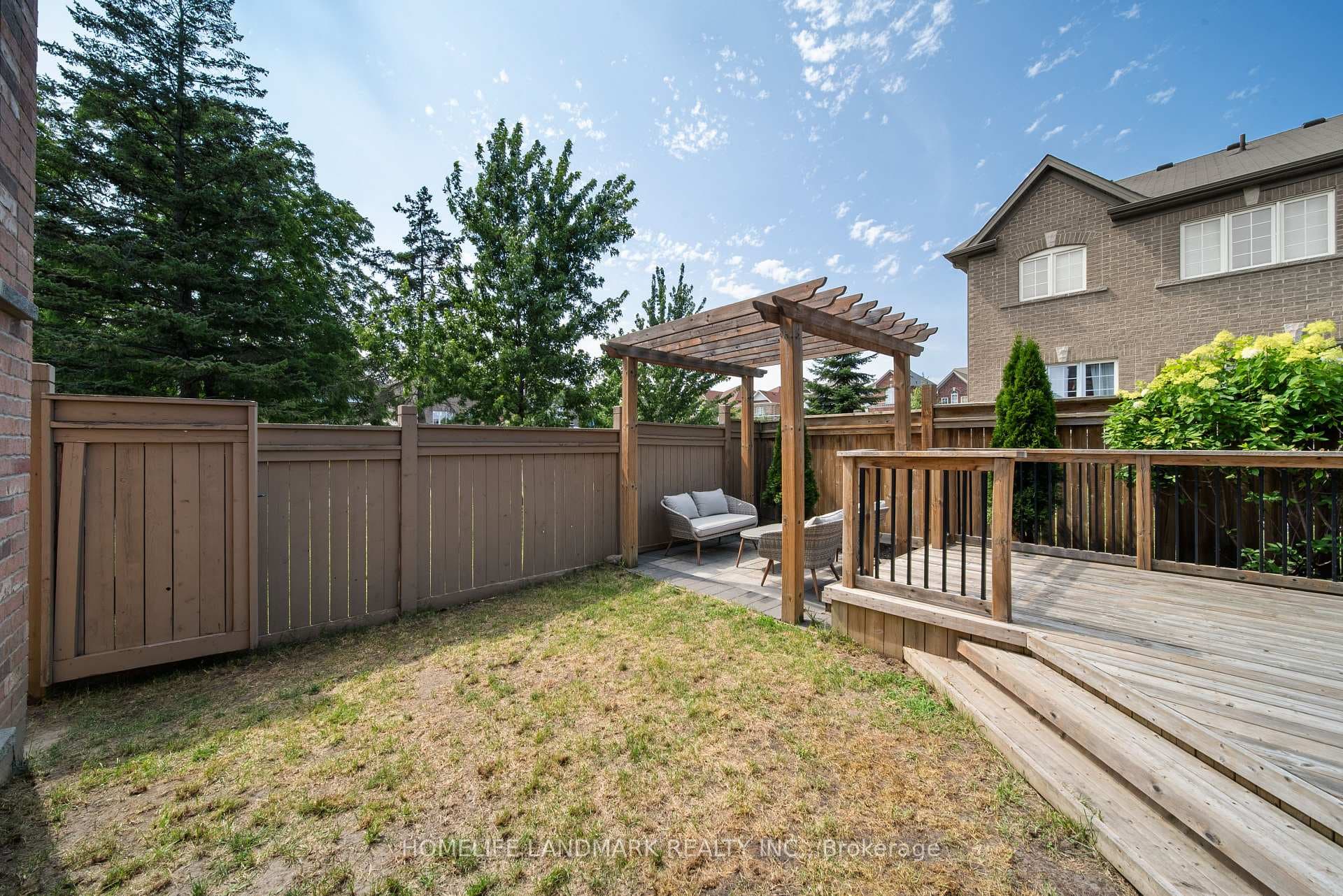 50 Keith-Wright Crescent photo 8