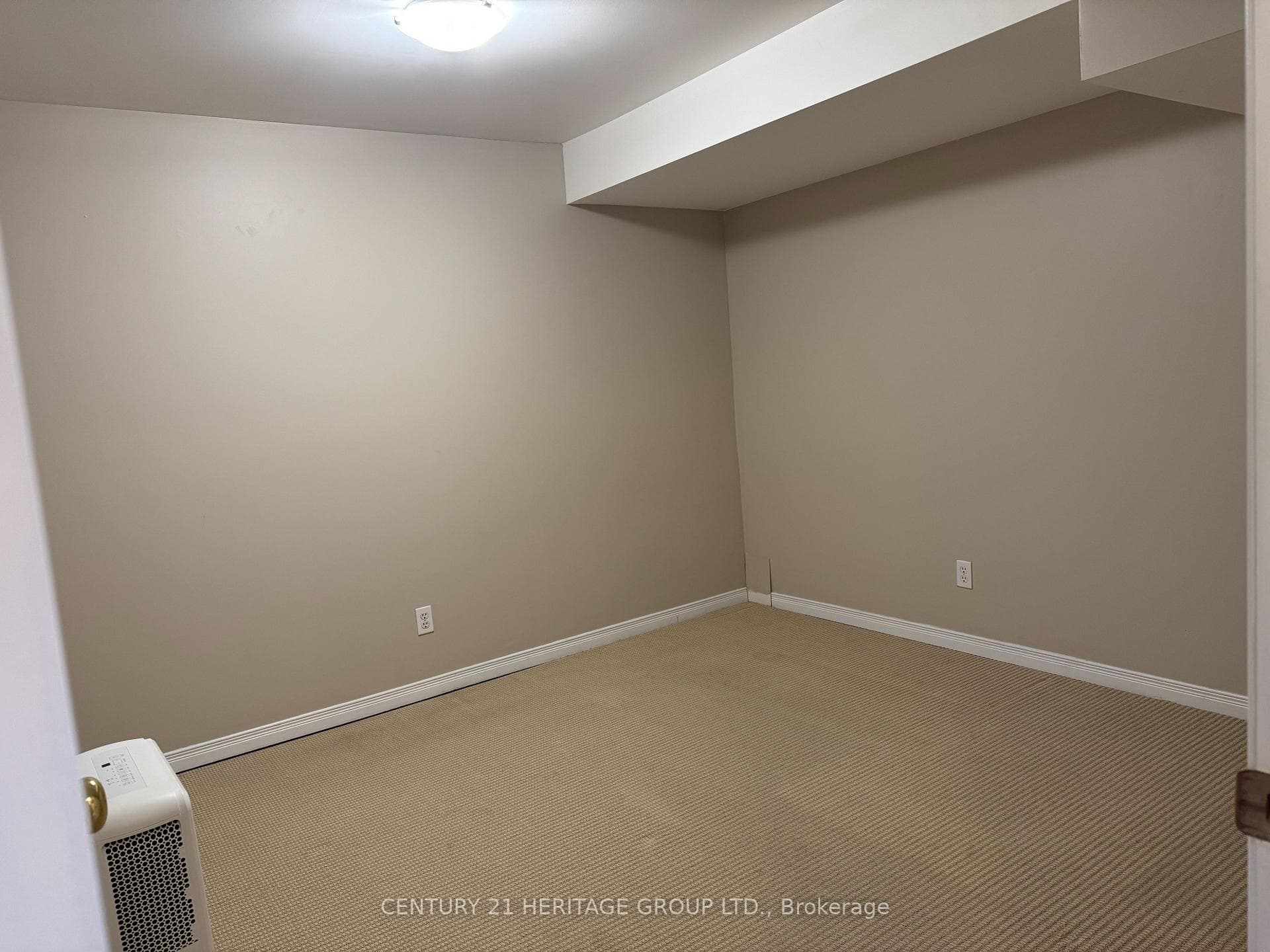 52 Downey Circle photo 6