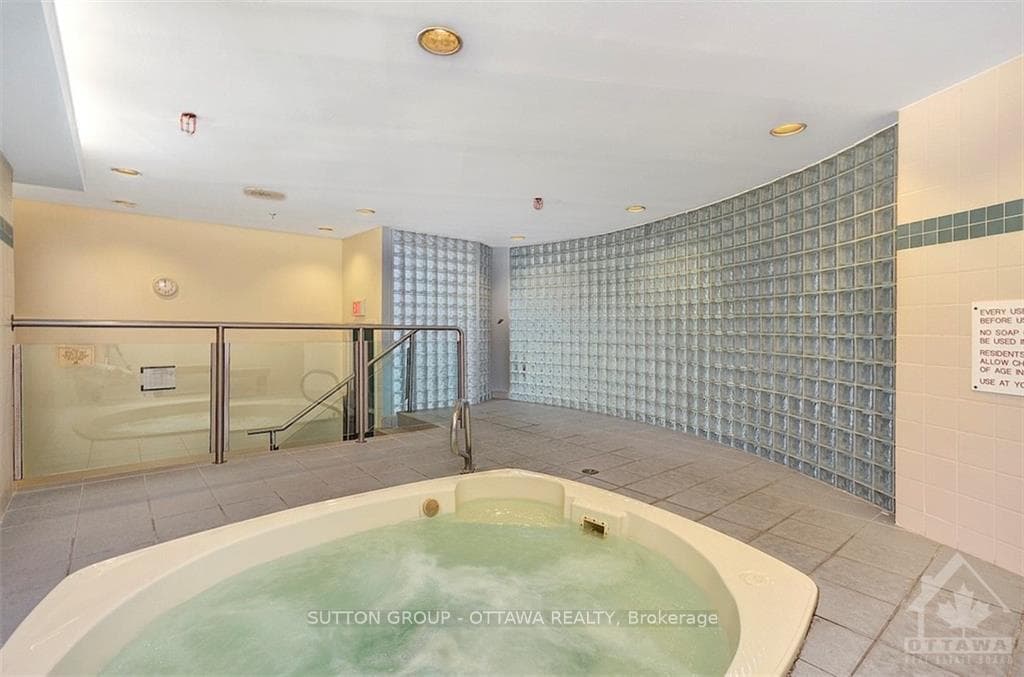 1025 GRENON Avenue Unit 1009 photo 25