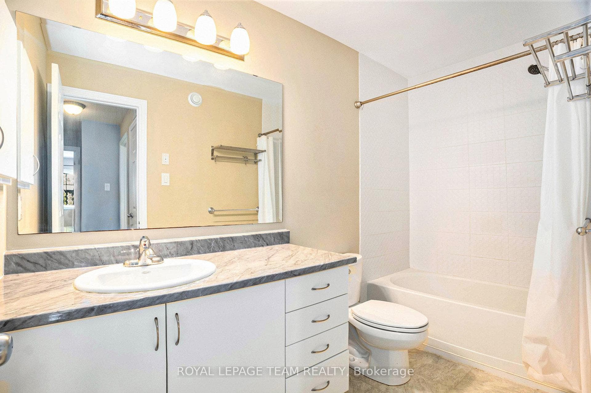 283 Titanium Private Unit B photo 11