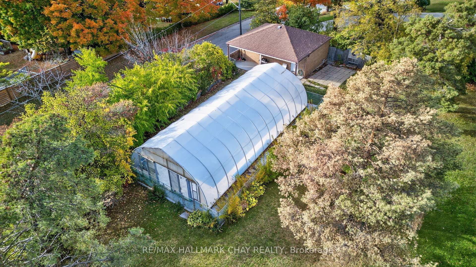 39 Highfield Crescent photo 36