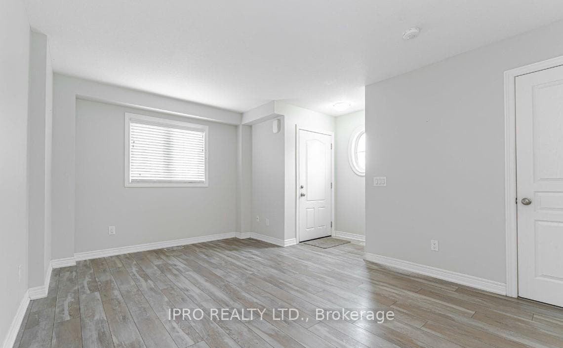 7768 Ascot Circle Unit 51 photo 5