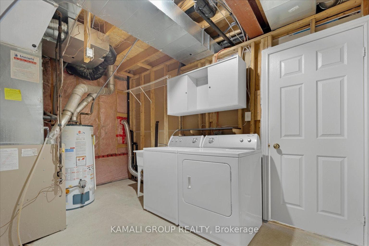 Ensuite Laundry