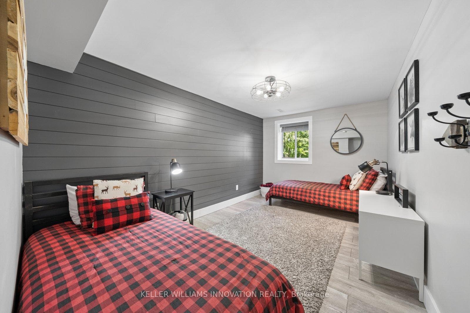 371 Skene Road photo 22