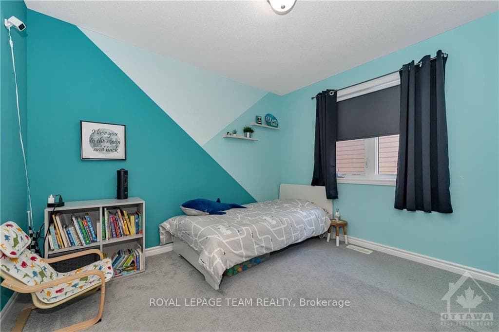 347 ROUNCEY Road photo 14