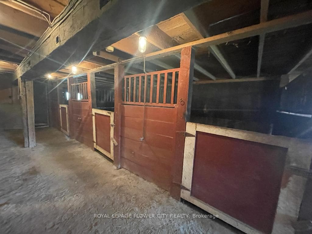 14264 Eighth Line Unit (Barn) photo 12