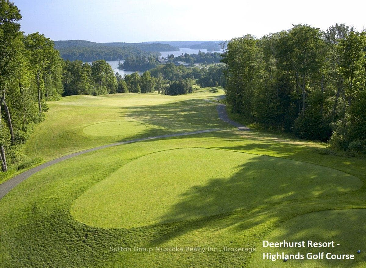52-205 Deerhurst Drive photo 18