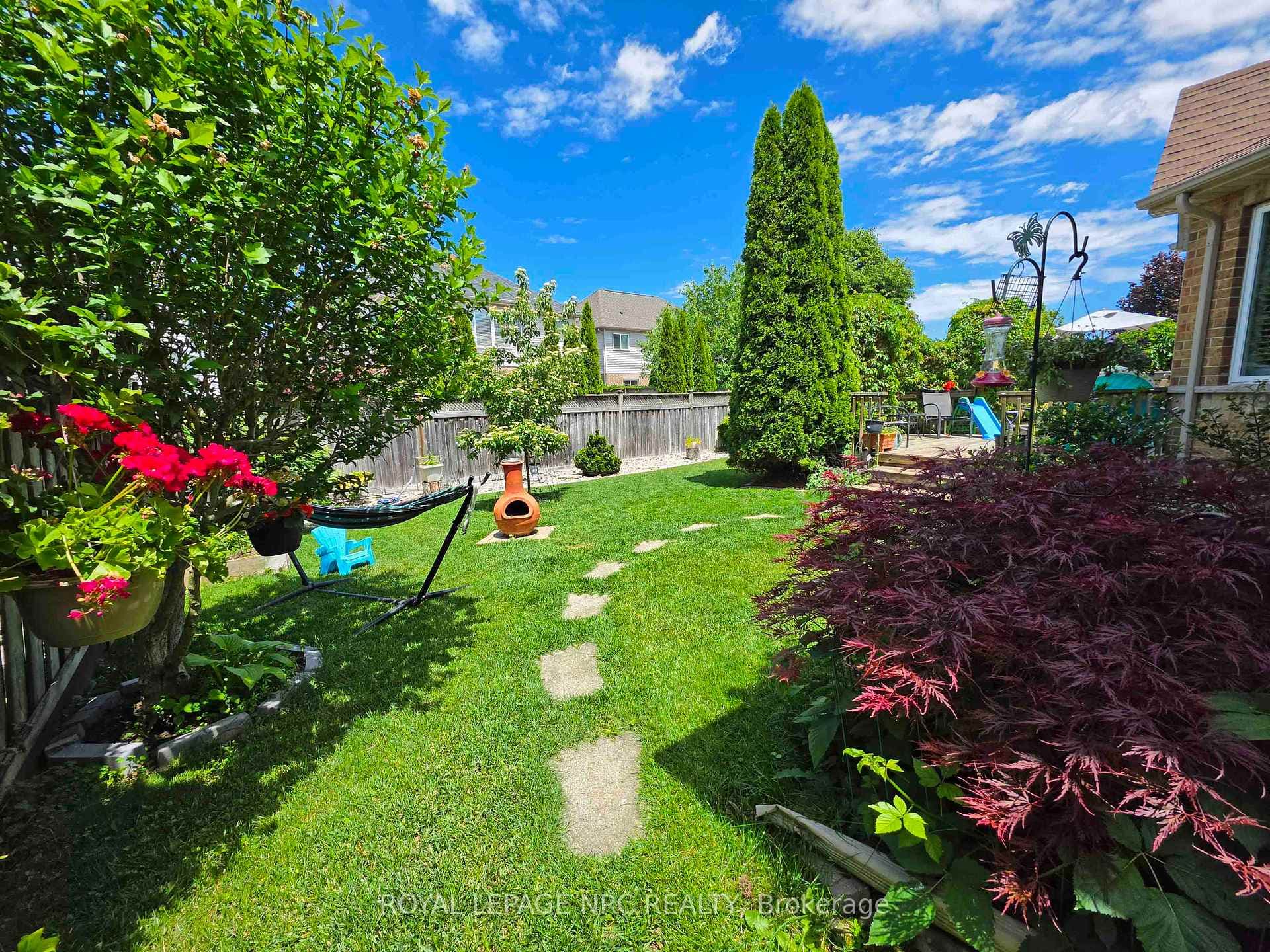 65 MCCAFFERY Crescent photo 42