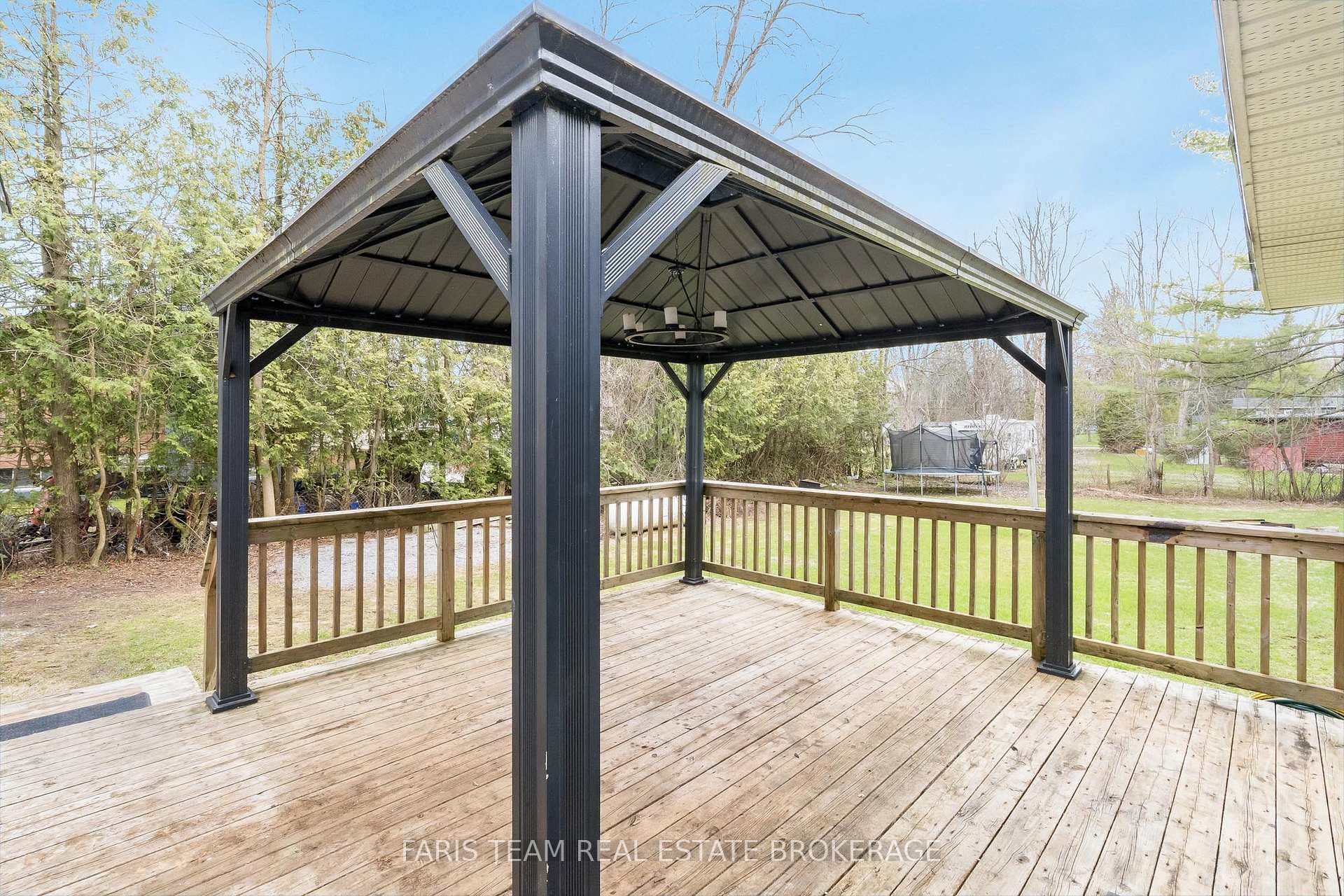 3554 Peter Street photo 31