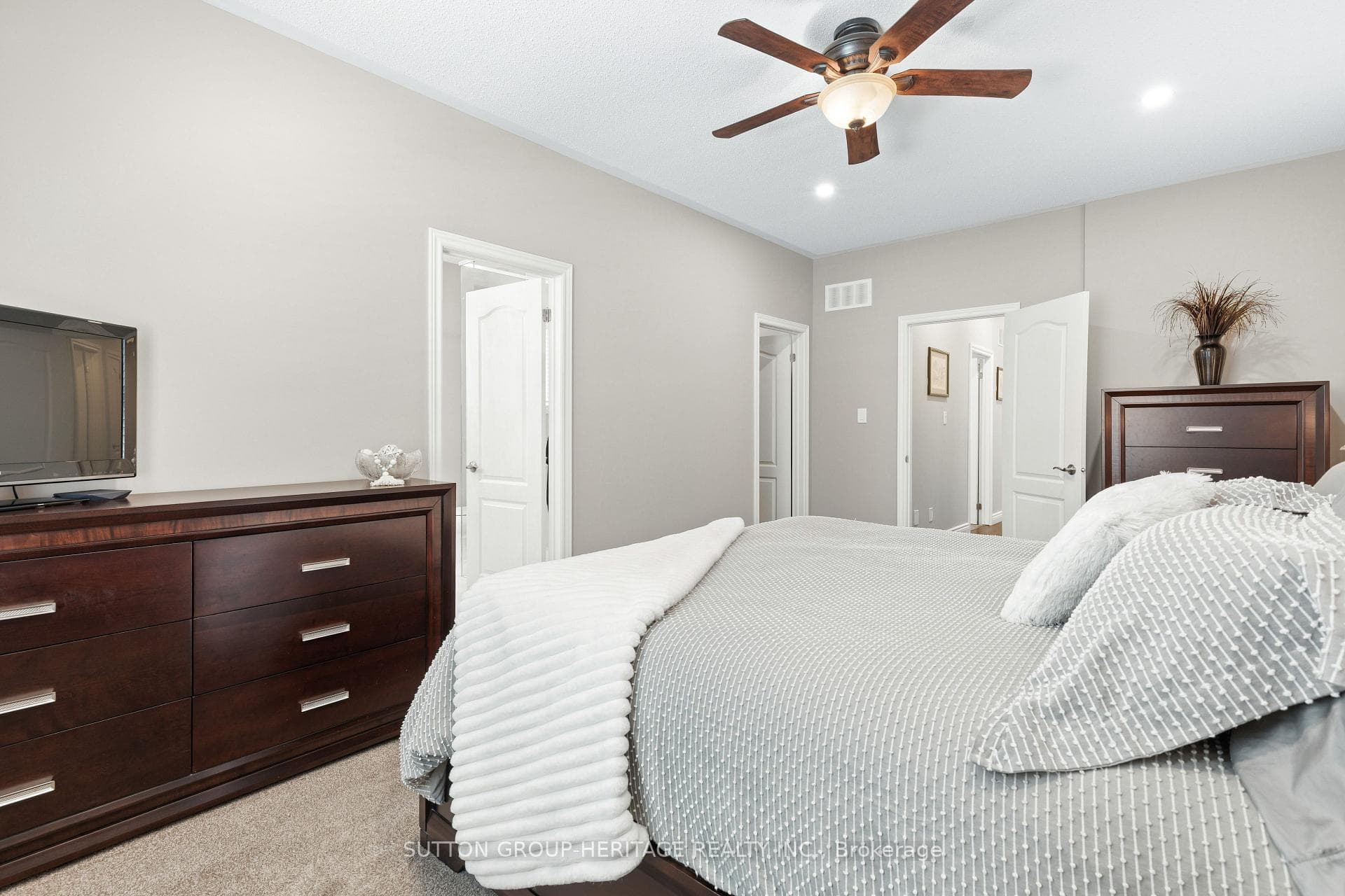 27 Kimberly Drive photo 25