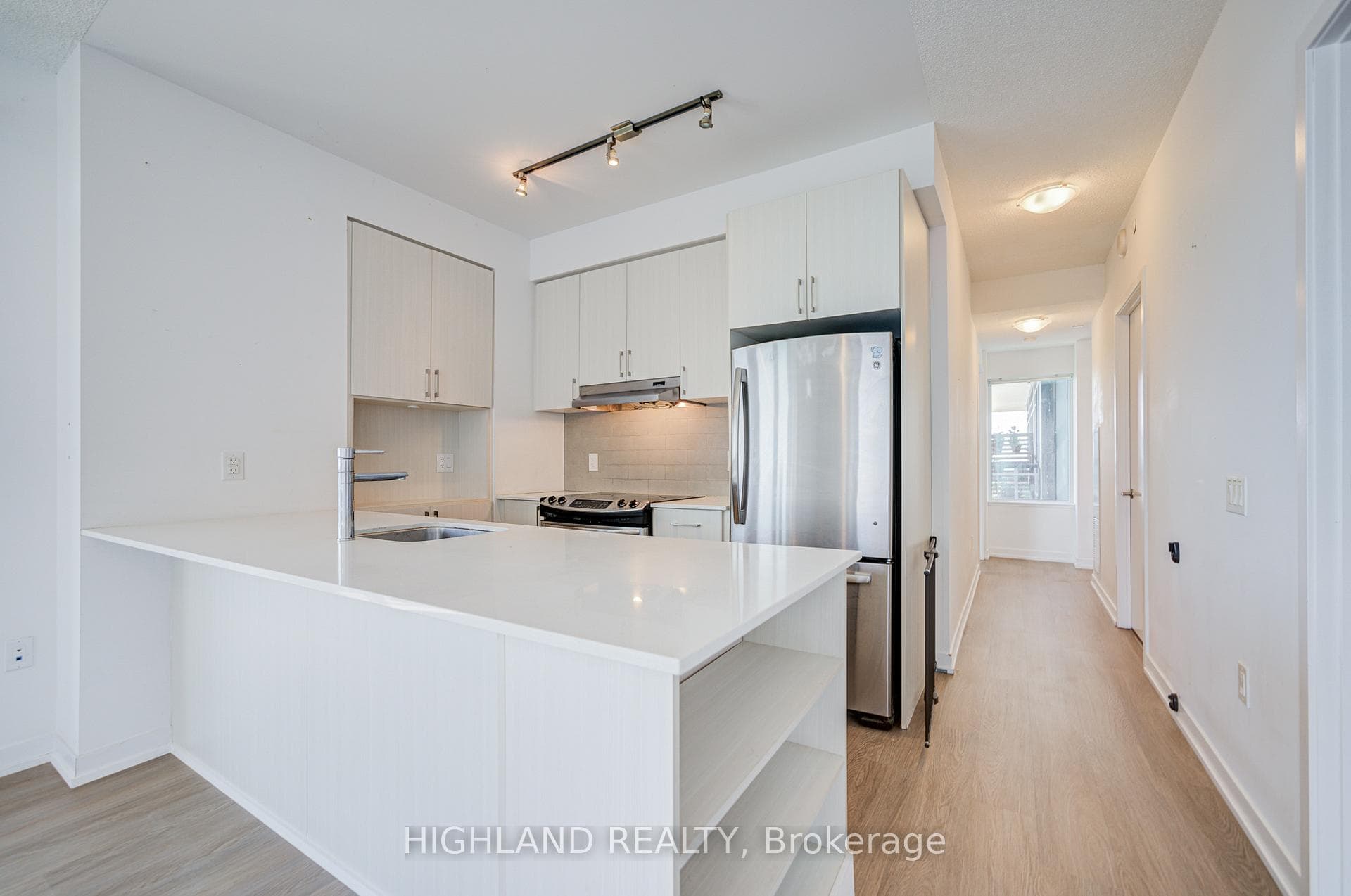 2560 Eglinton Avenue Unit 1304 photo 6