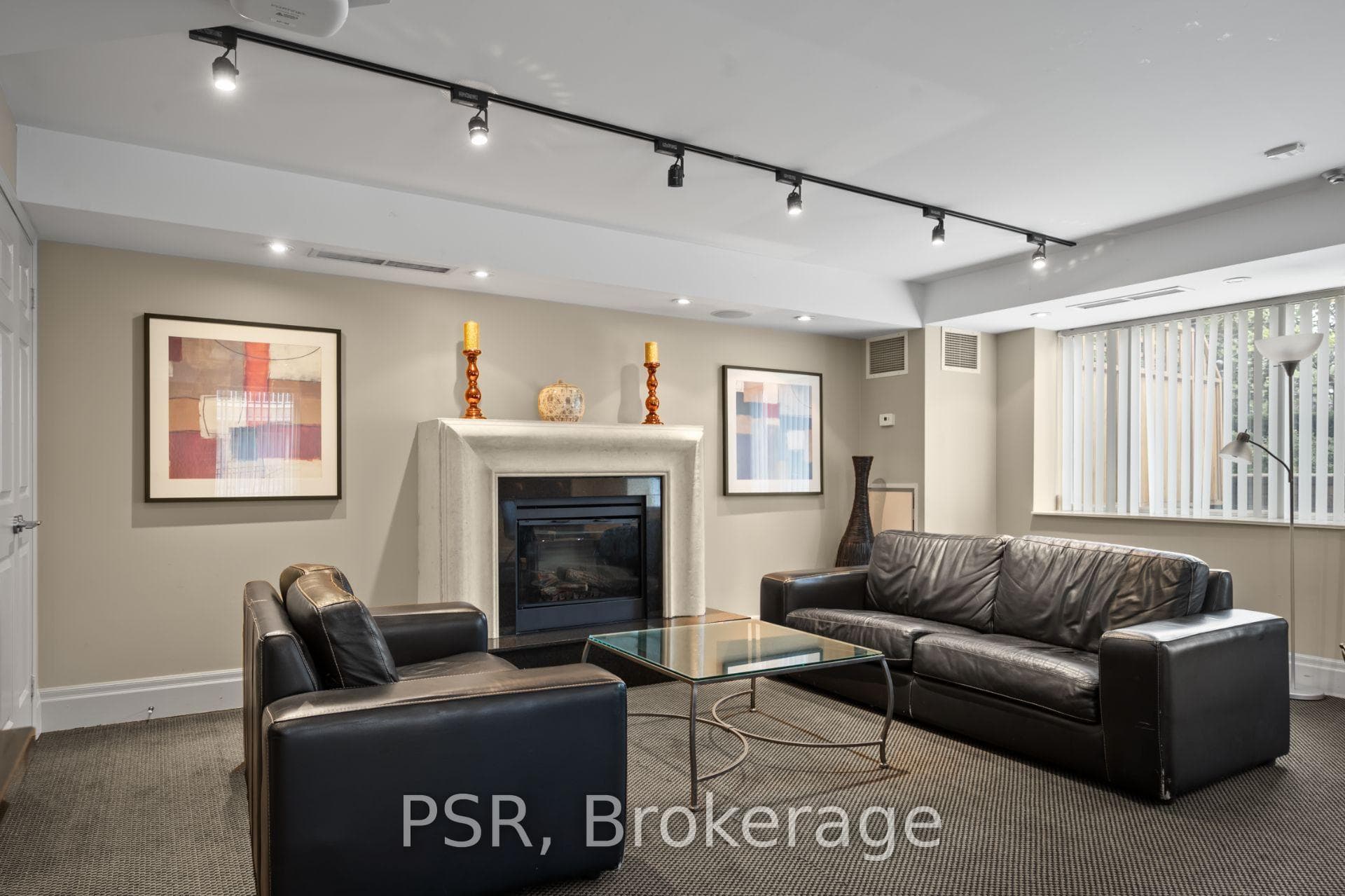 515 Rosewell Avenue Unit 104 photo 17