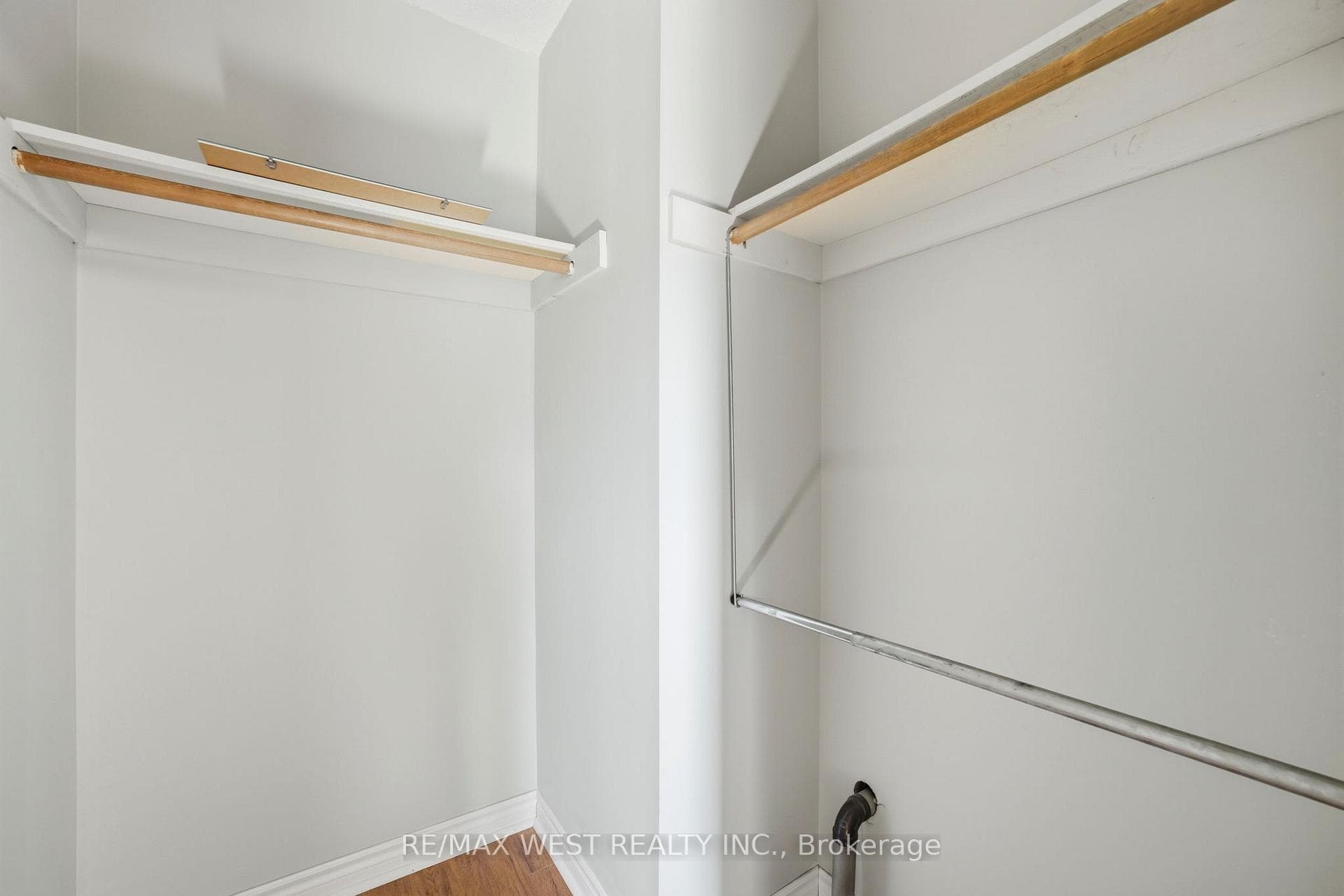 68 Buckland Way photo 31