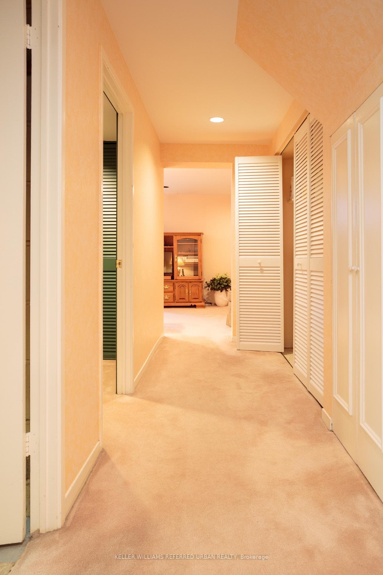 345 Moore Avenue photo 25