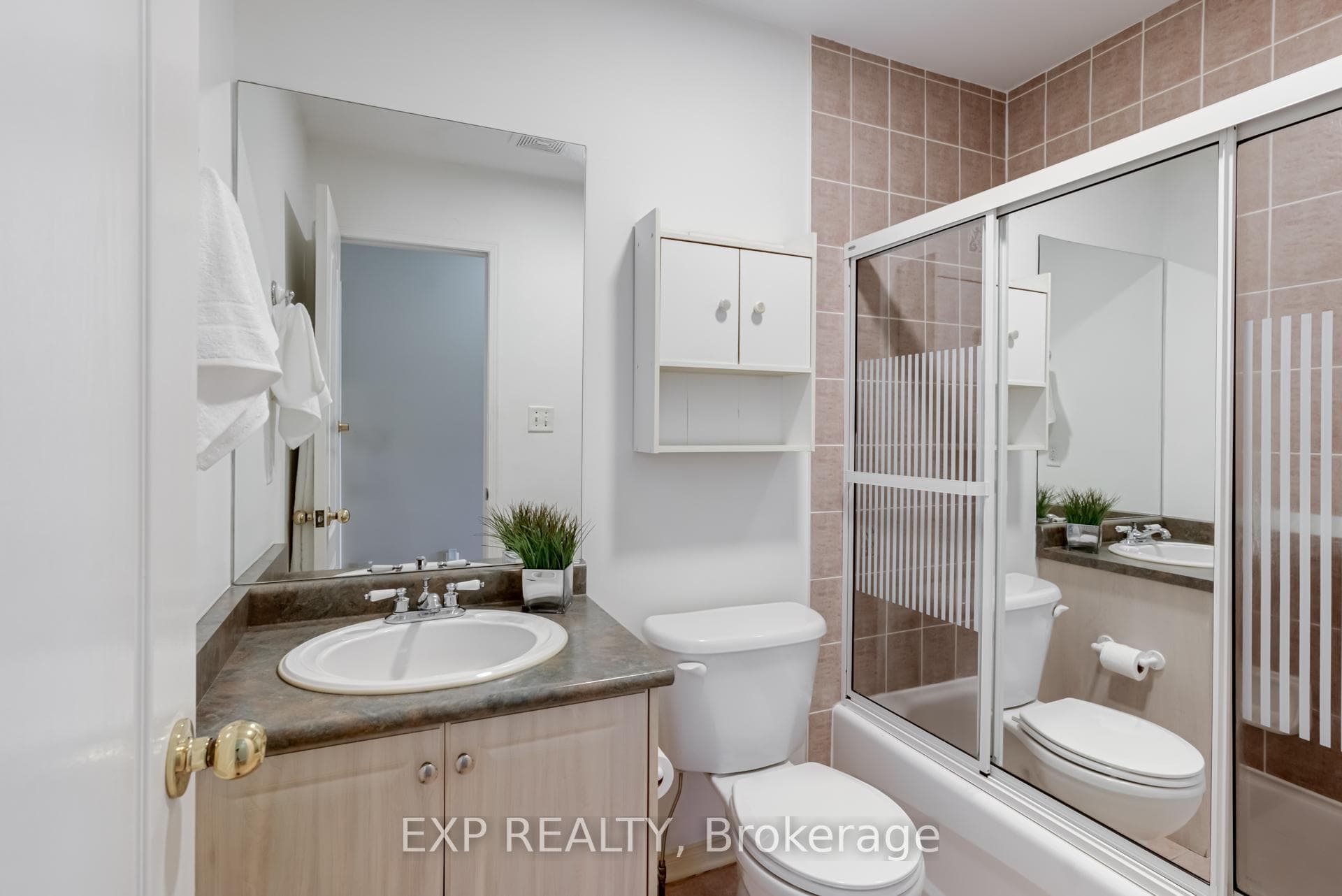 49 KALMAR Crescent photo 29
