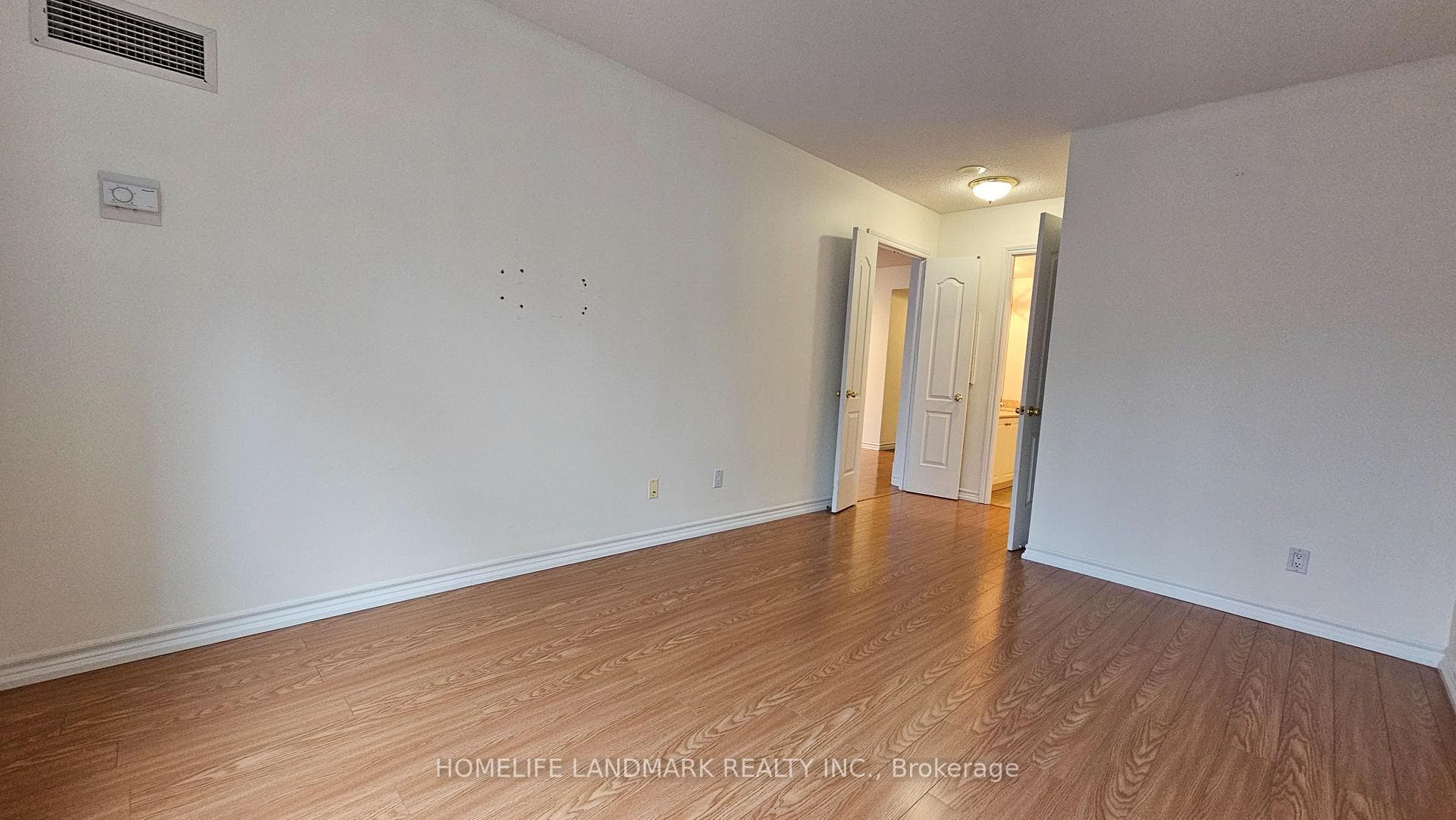 18 William Carson Crescent Unit 307 photo 11