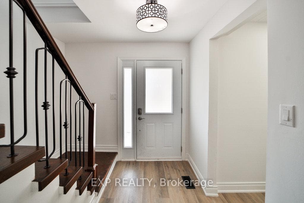450 Hansen Road photo 16