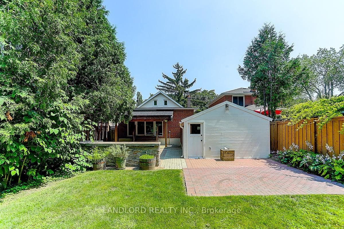 64 Shaver Avenue photo 39