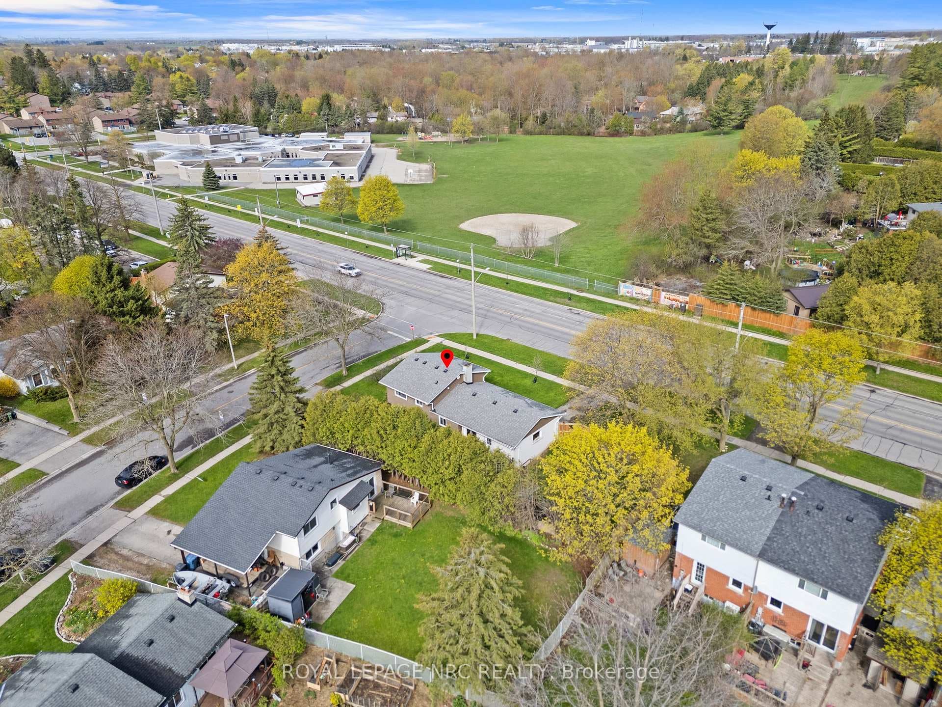 466 Willow Road photo 45