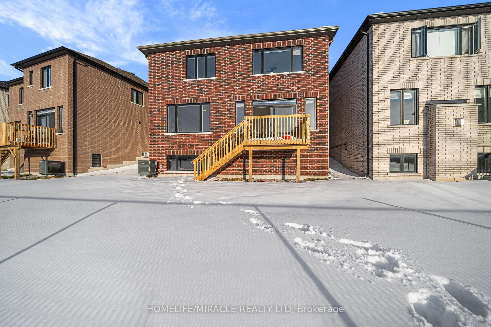 192 St Joseph Road photo 18