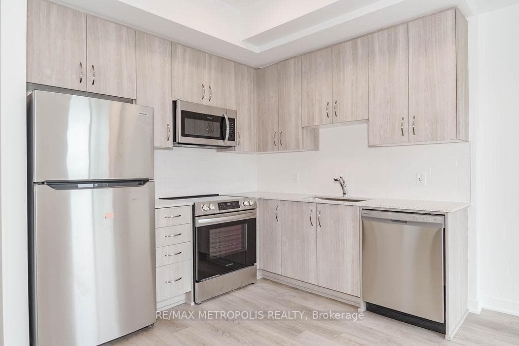 385 Arctic Red Drive Unit 225 photo 23