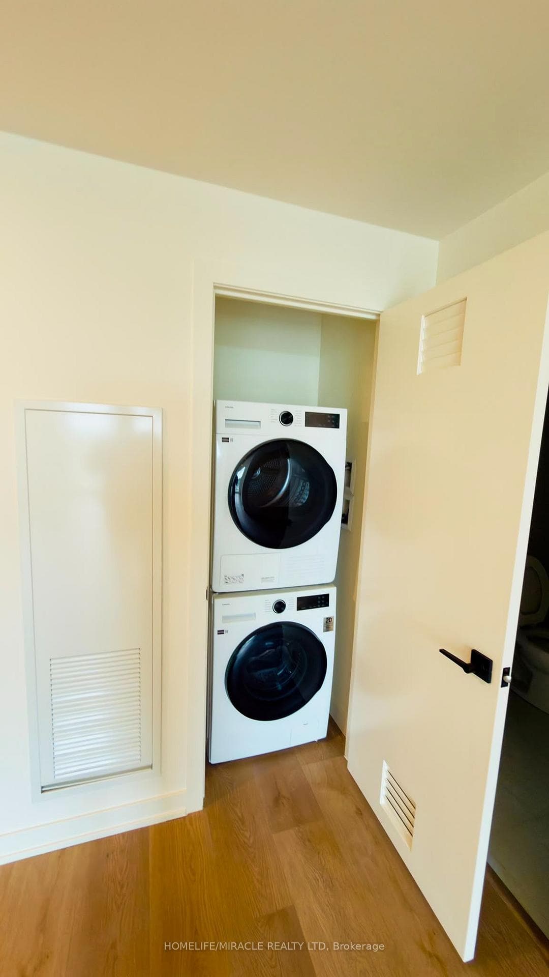 33 Erie Avenue Unit 1205 photo 11