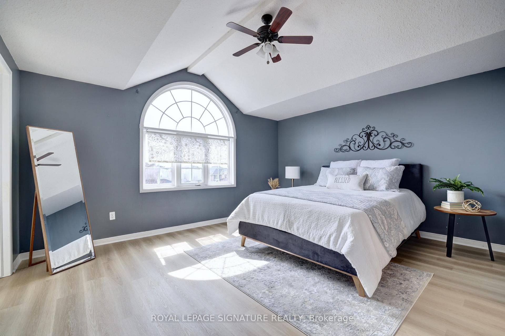 16 Valleyhaven Lane photo 13