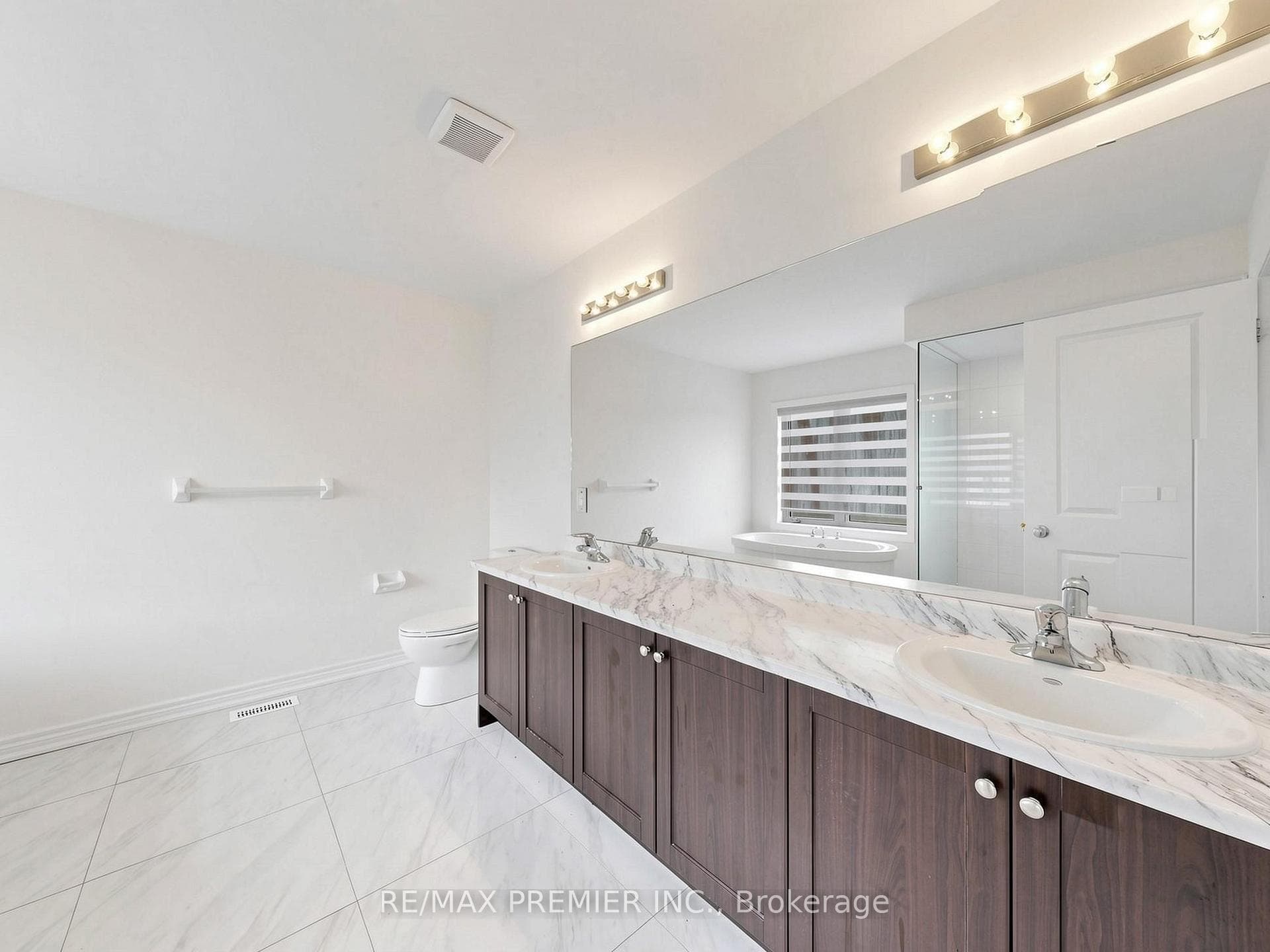 380 Leanne Lane photo 26