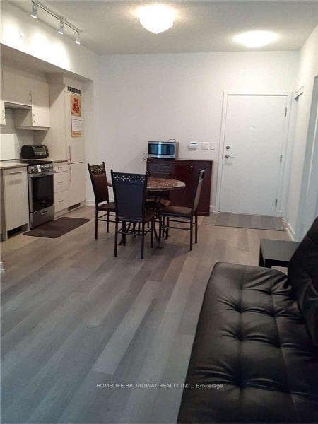 181 Huron Street Unit 203 photo 15
