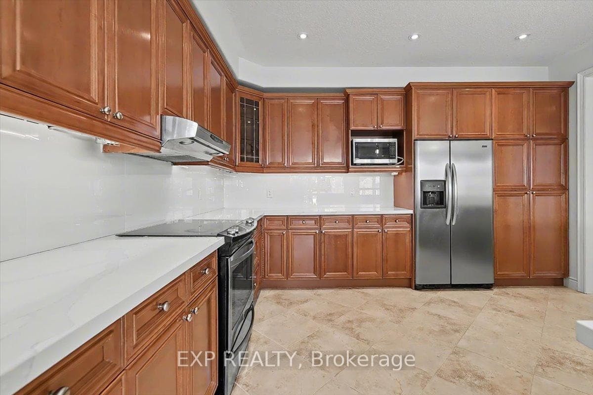 93 Tremaine Drive photo 14