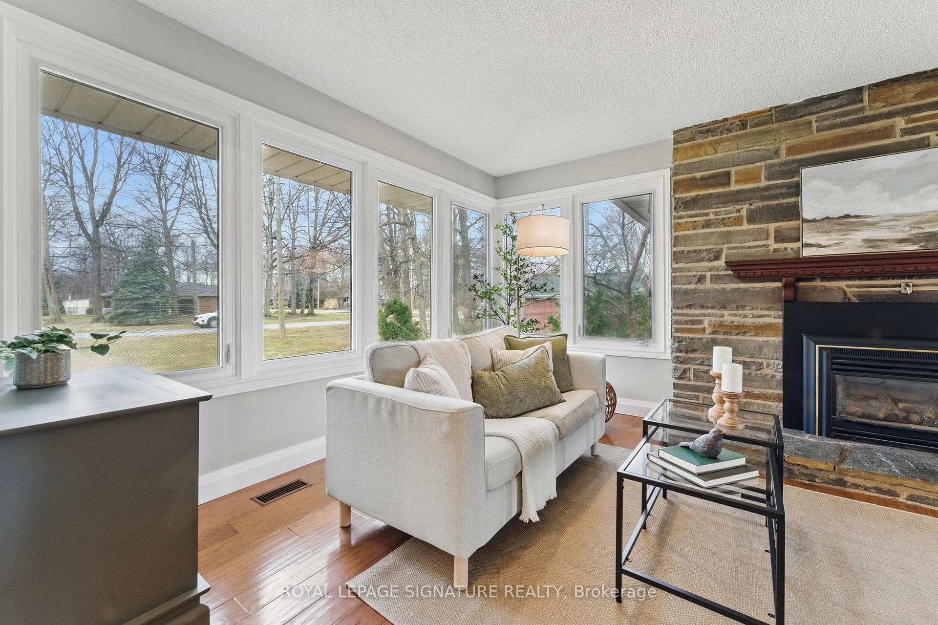 281 Halton Avenue photo 7