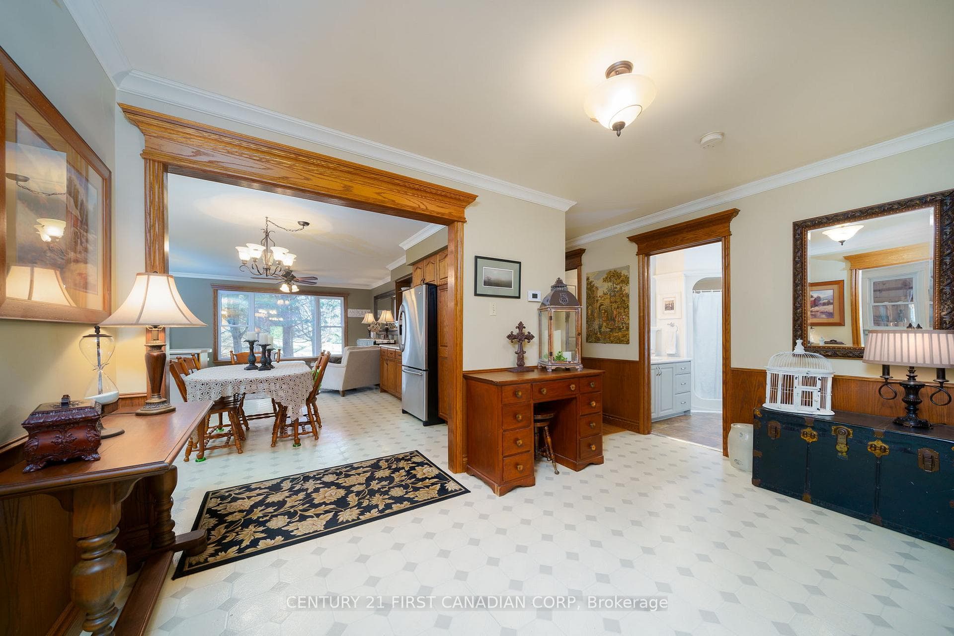 22894 Vanneck Road photo 8