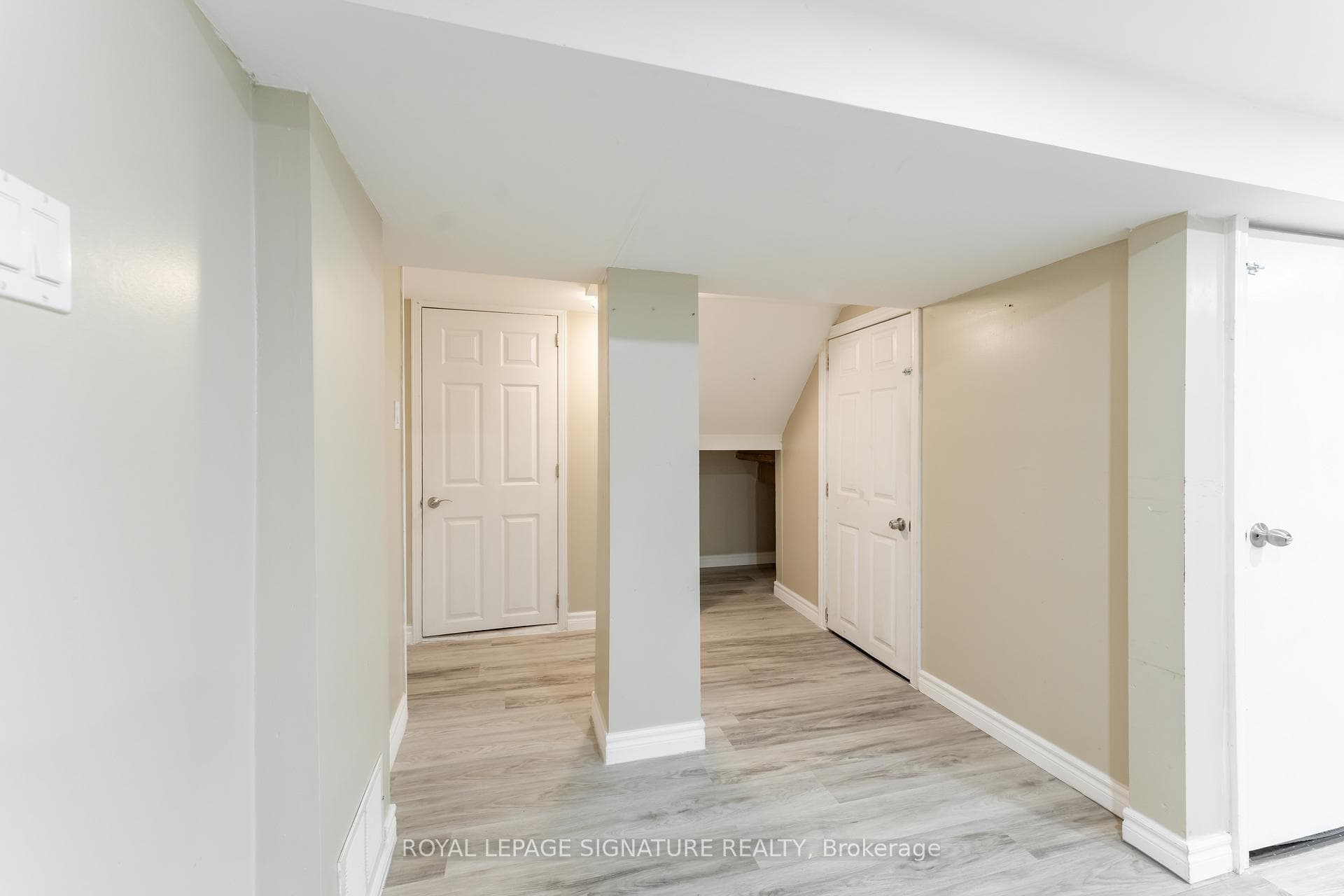 14 Lawndale Road Unit Lower photo 20